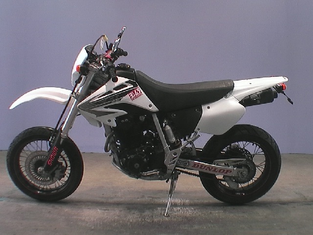 Купить мотоцикл Honda XR400 Motard 2005 фото 3